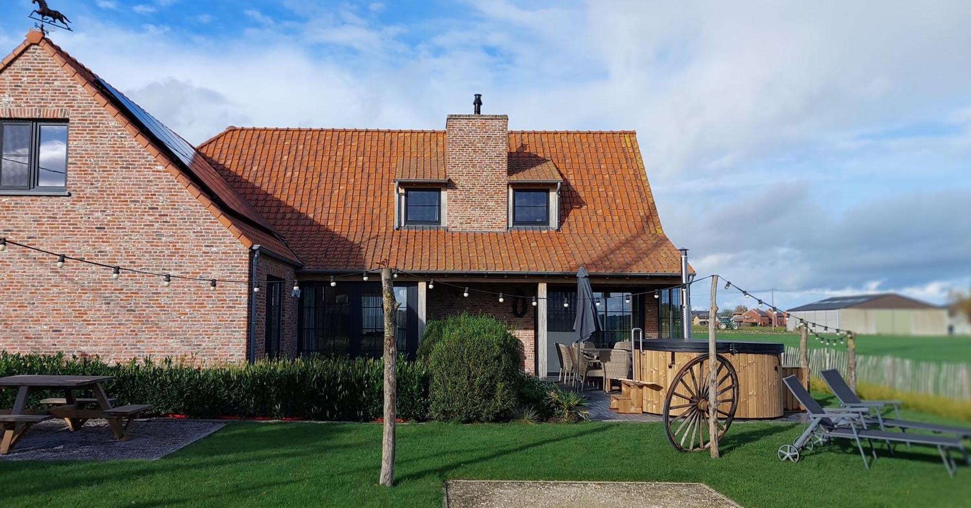 Florentinus Met Hottub, Afgesloten Tuin En Overdekt Terras 弗尔内 外观 照片
